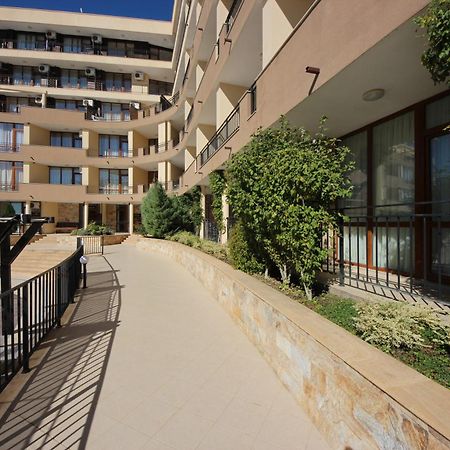 Menada Luxor Apartments Sveti Vlas Esterno foto