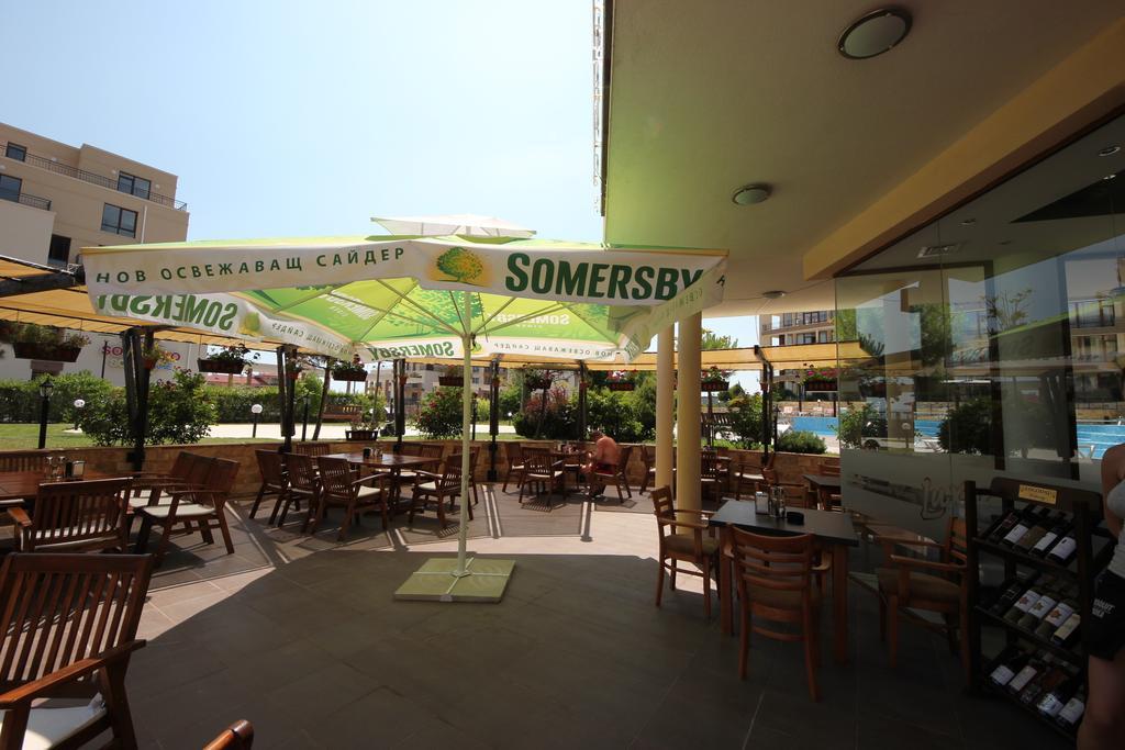 Menada Luxor Apartments Sveti Vlas Esterno foto