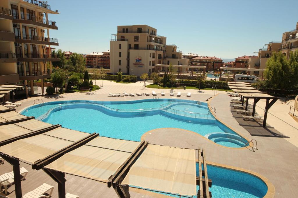 Menada Luxor Apartments Sveti Vlas Esterno foto