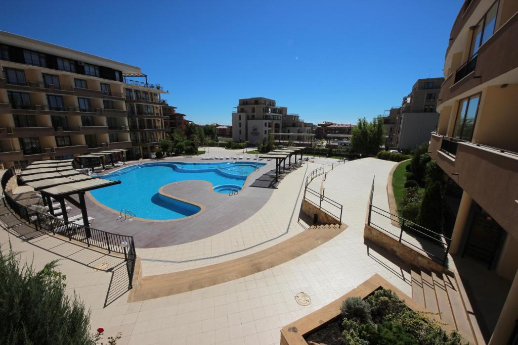 Menada Luxor Apartments Sveti Vlas Esterno foto