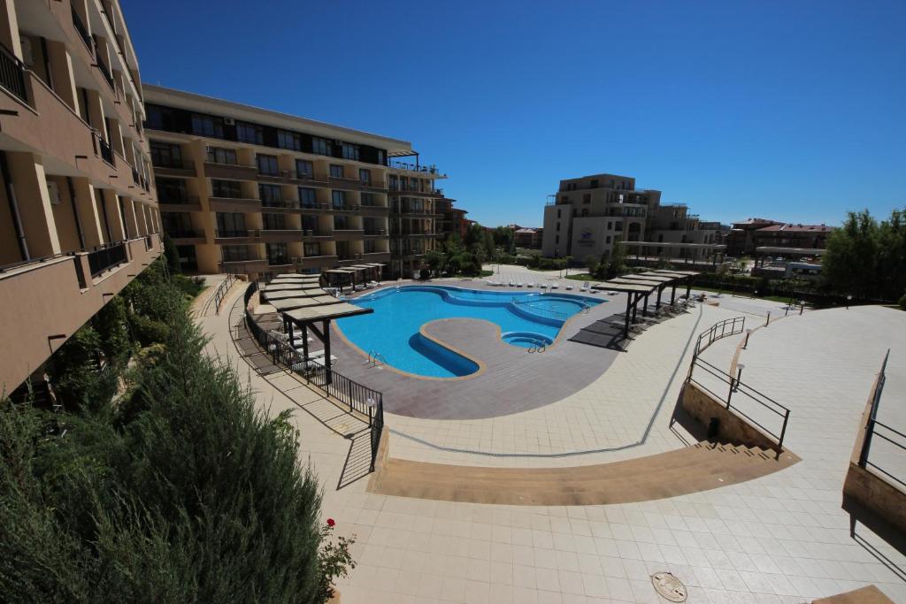 Menada Luxor Apartments Sveti Vlas Esterno foto